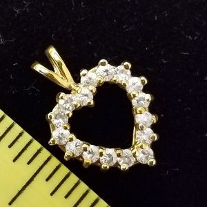 Heart cubic zirconia pendant